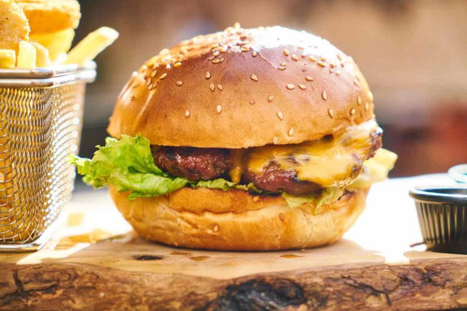 Cheesy beef burger