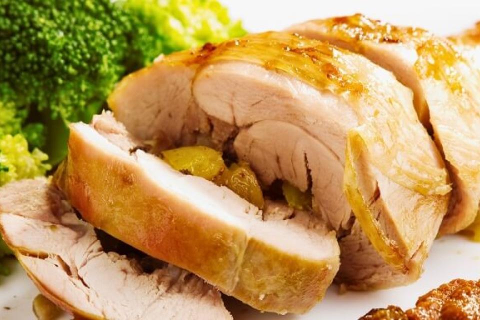 Opgevulde kalkoenfilet met romige aardappelgratin