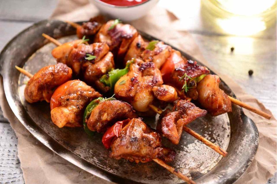 Zelfgemaakte brochettes